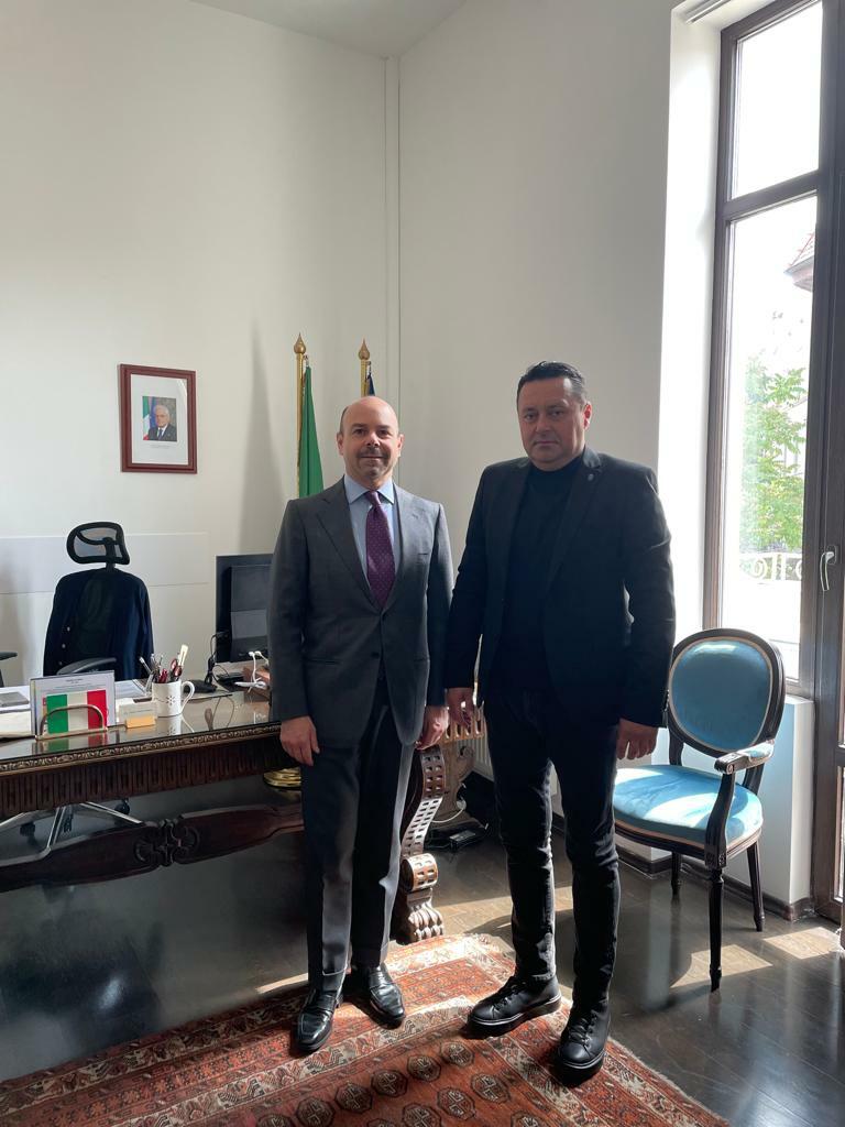 Primarul Andrei Volosevici a avut, astăzi, o întâlnire oficială cu Ambasadorul Republicii Italiene în România 